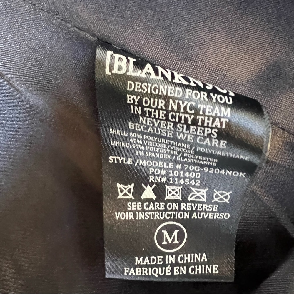 BLANK NYC VEGAN LEATHER MOTO JACKET SIZE MEDIUM EUC - Picture 10 of 10